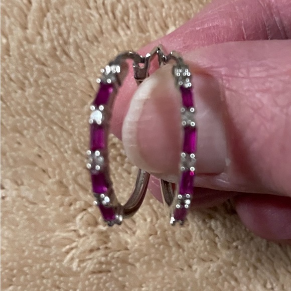 NWT Ruby Hoops - Picture 2 of 6